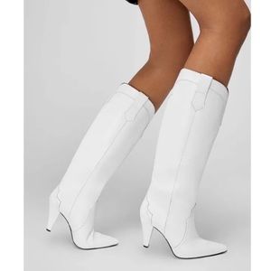 24 hour flash sale to gone ❗️37 Calypso boots